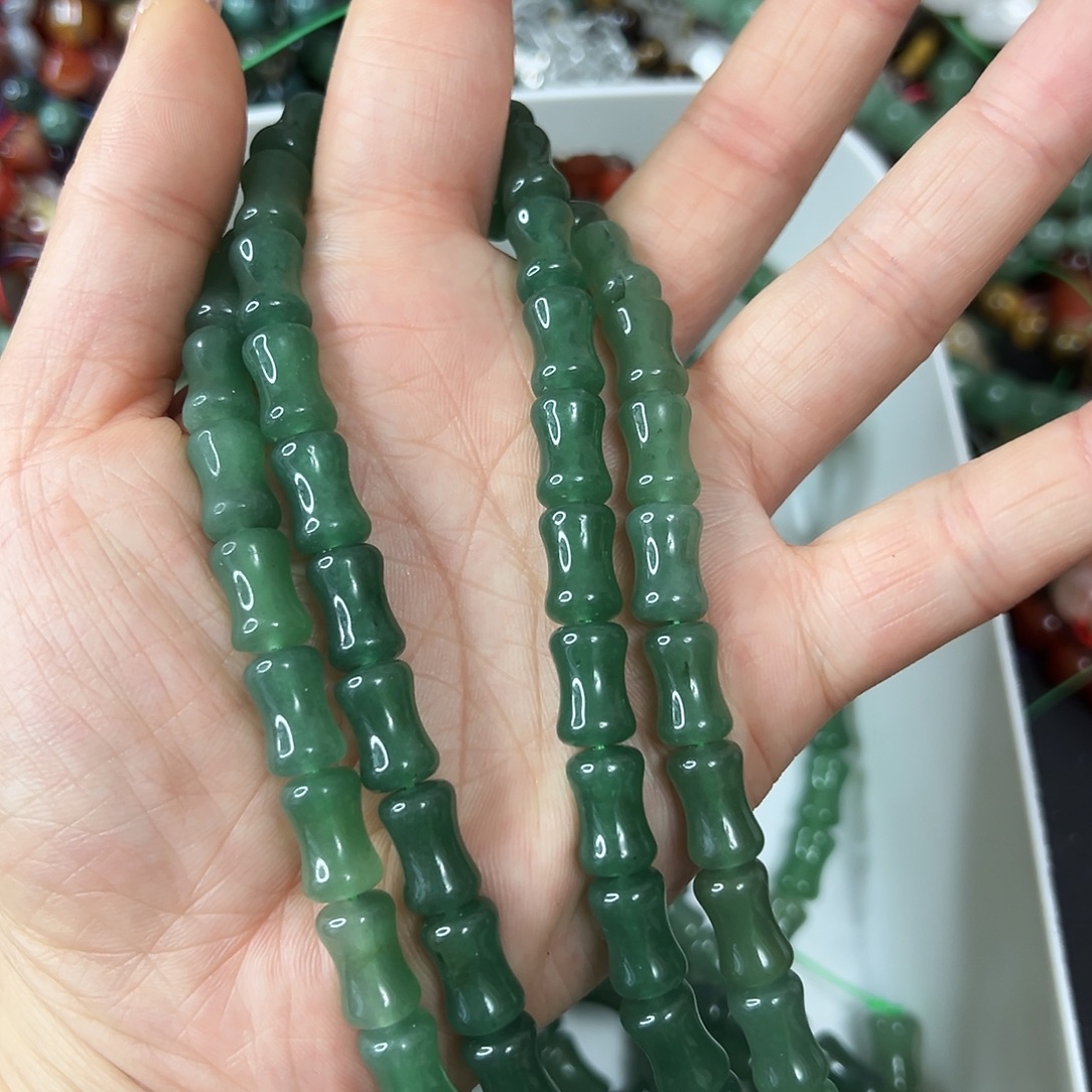 玛瑙/玉髓未镶嵌珠宝半成品，绿东陵竹节一条