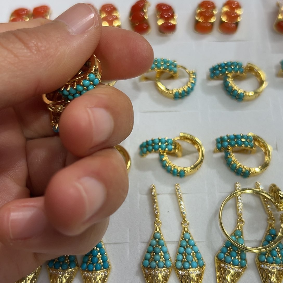 石英质玉银S925镶嵌耳饰美**瑕