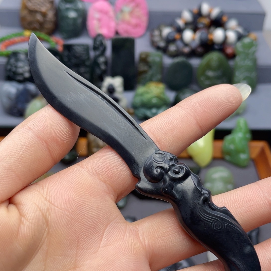 和田玉颈饰未镶嵌听****o