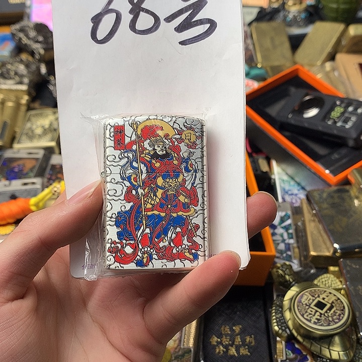 盗***士68号佐罗打火机礼盒装