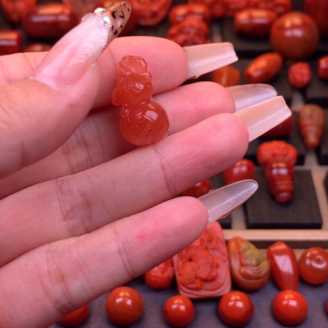 南红玛瑙未镶嵌川料葫芦吊坠