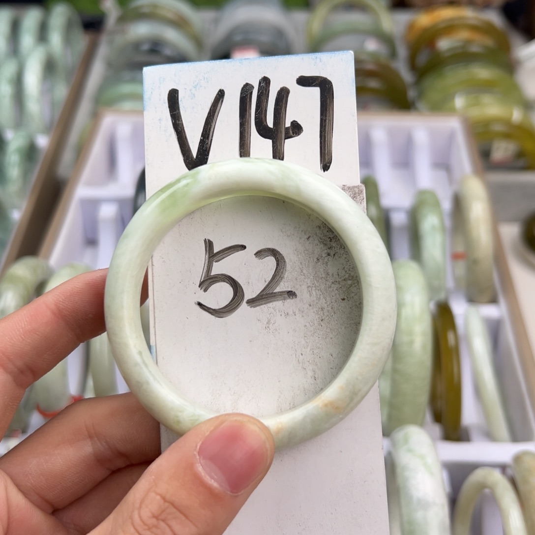 岫玉手镯未镶嵌天然岫玉微瑕