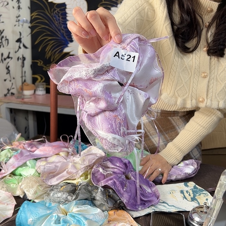 哈***姐521蕾丝发圈不退不换