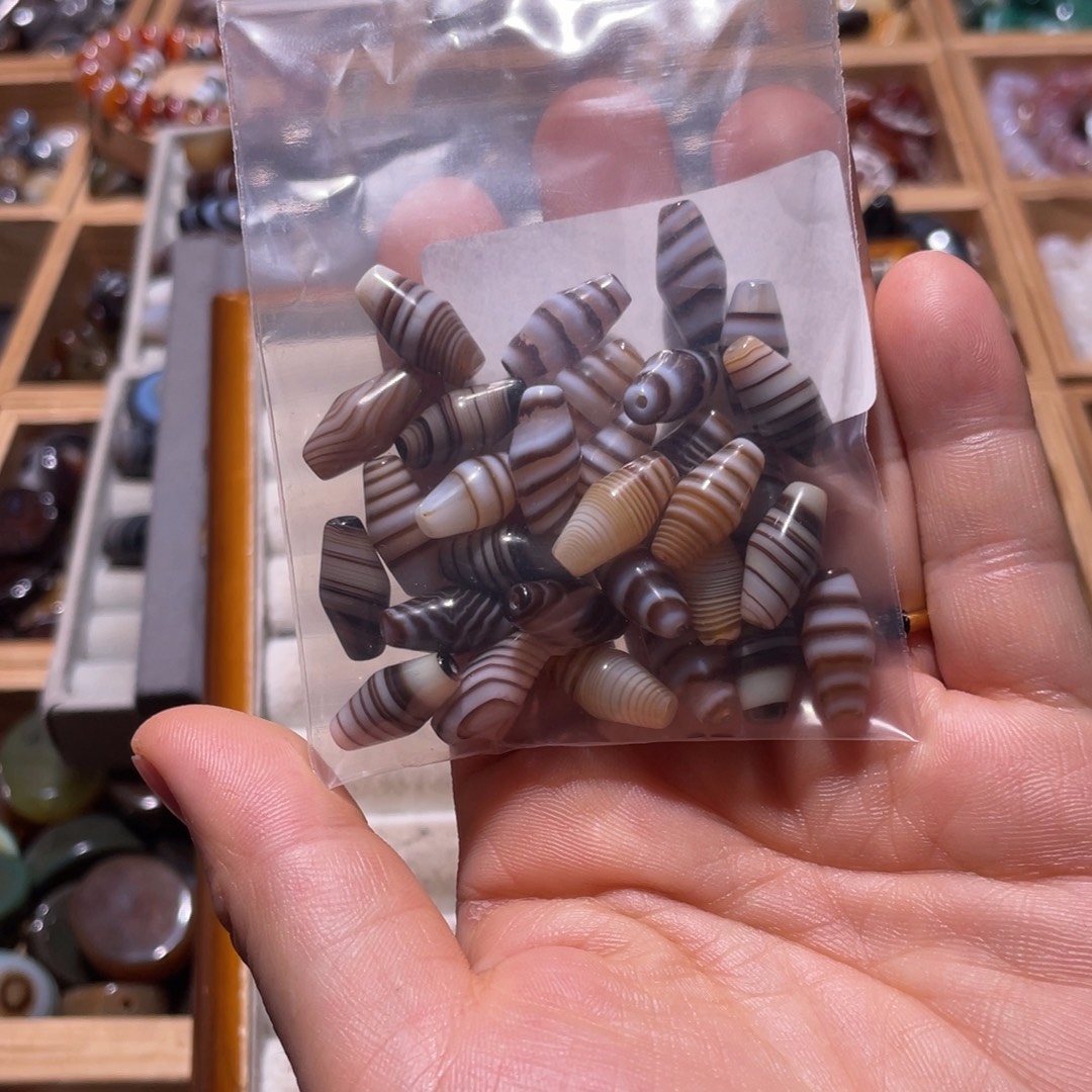 玛瑙/玉髓未镶嵌珠宝半成品