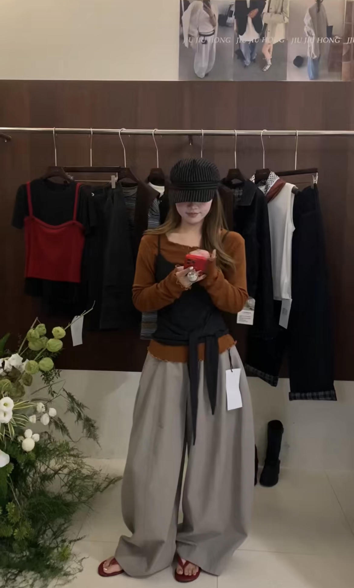 灰灰呀！8023 韩系复古设计感花边领打底+收腰吊带套装两件套