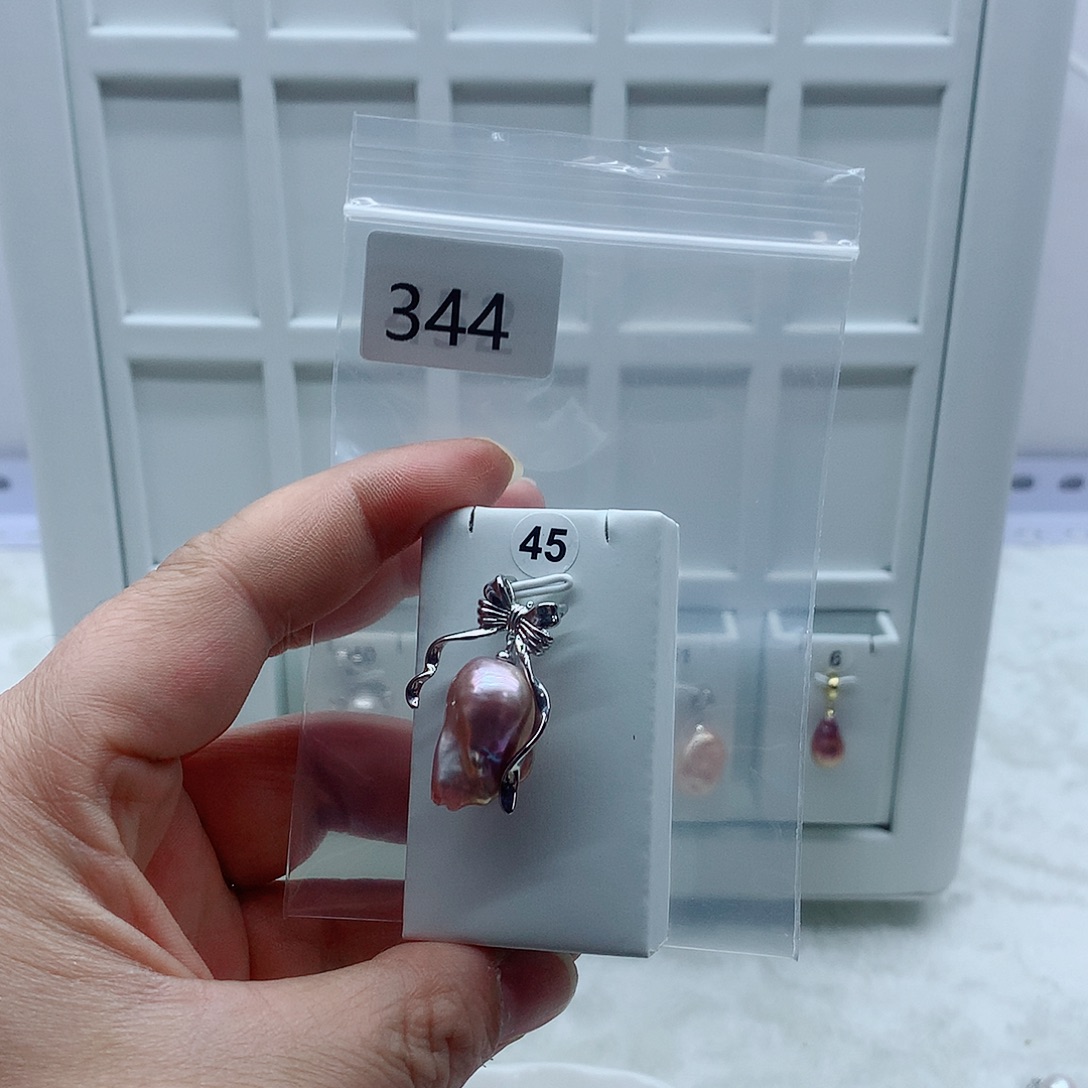 合金吊坠(不含链)淡水珍珠