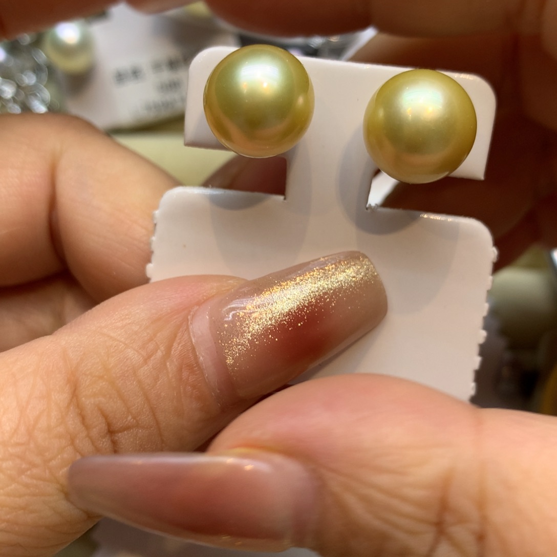 18K金镶嵌耳饰海水珍珠