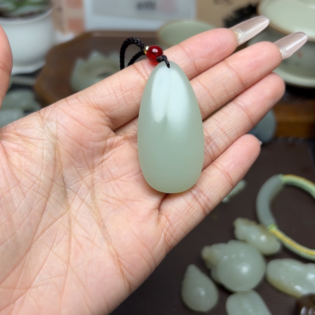 和田玉颈饰未镶嵌x*