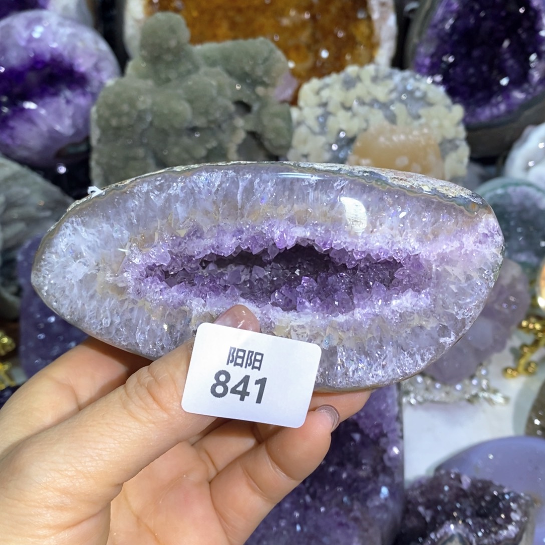 未镶嵌水晶大型摆件（非配饰）