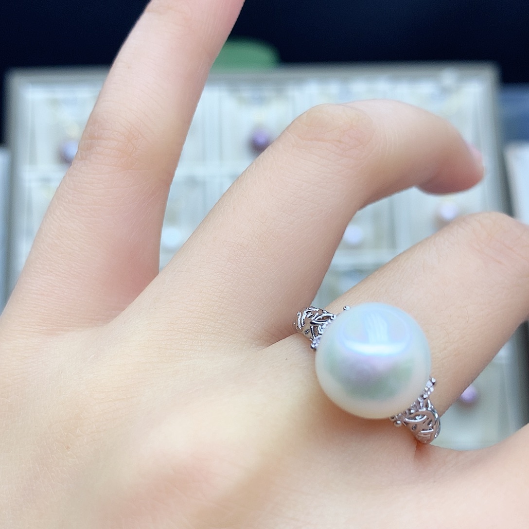 淡水珍珠颈饰合金