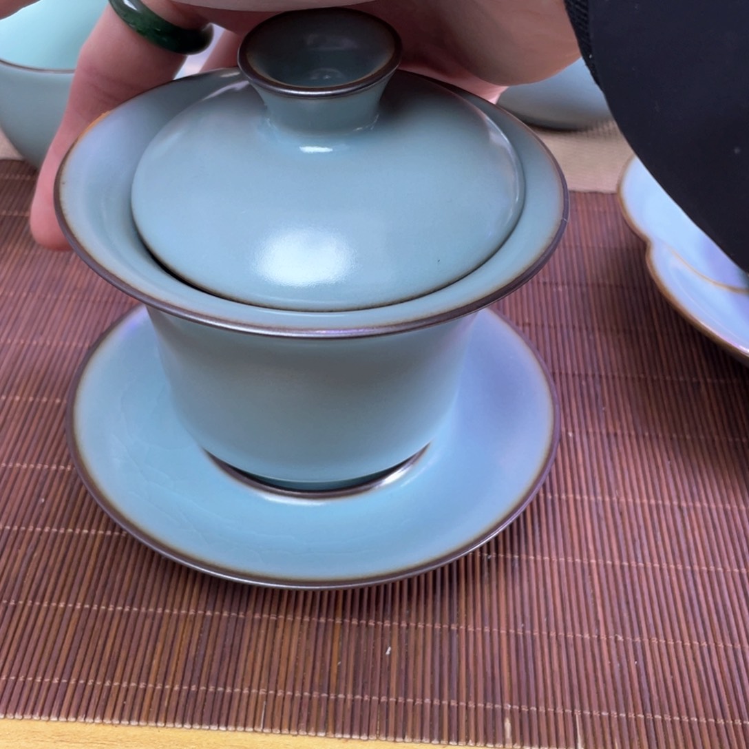 瓷片。。。。。。。。。。。。。。。。