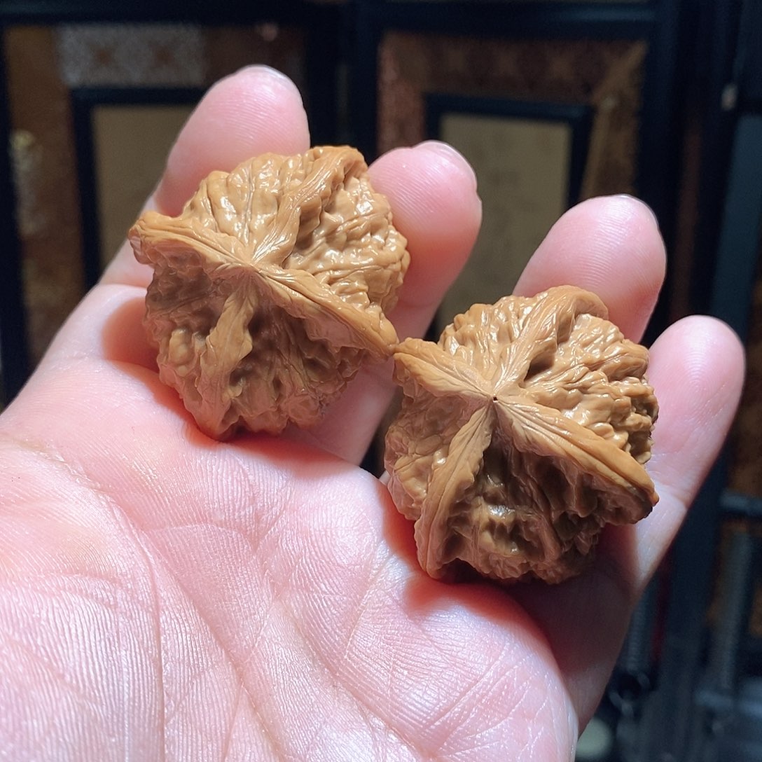 文玩核桃把件42玉玺四棱