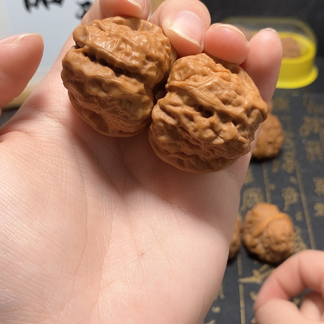 文玩核桃吊坠蛤蟆