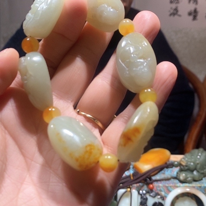 和田玉手串未镶嵌