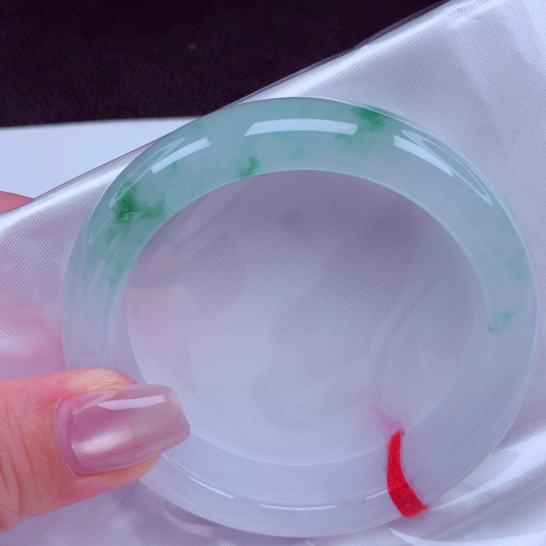 翡翠未镶嵌手镯手镯