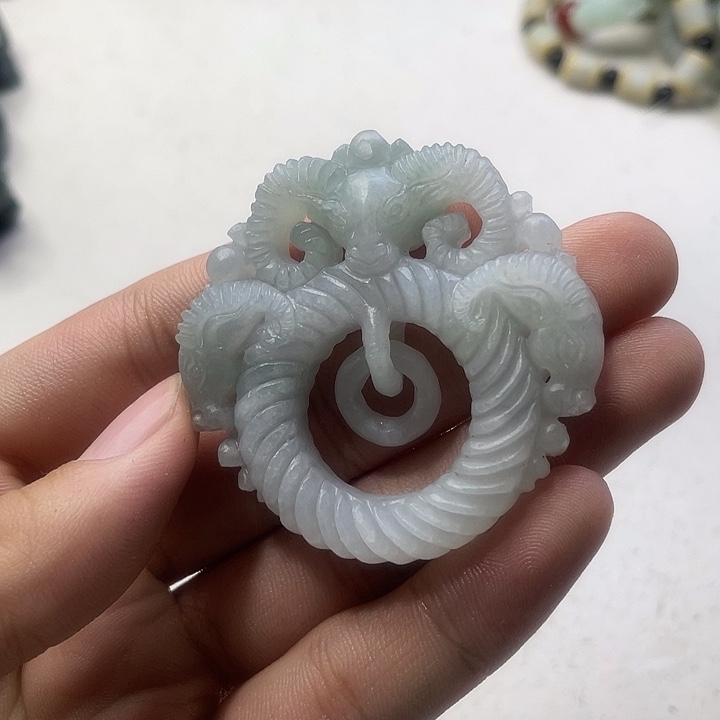 定制翡翠未镶嵌天然翡翠