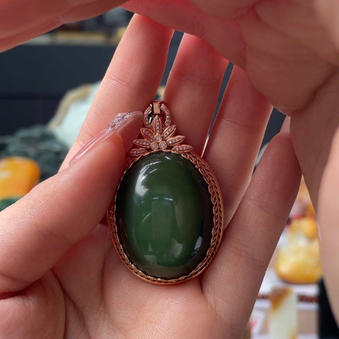 和田玉未镶嵌挂件