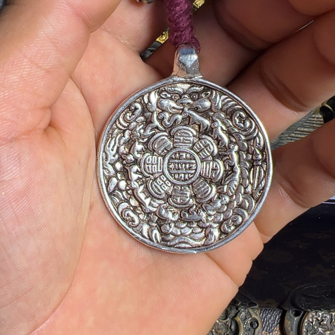 琉璃手工艺品谢谢