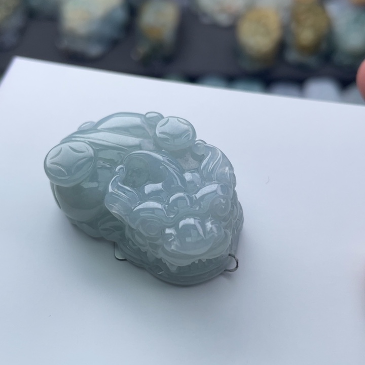 翡翠颈饰未镶嵌貔貅