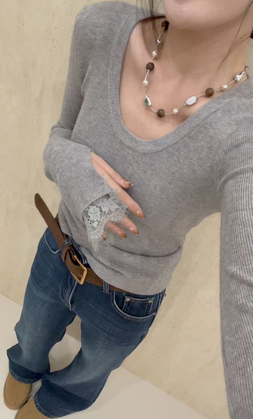 针织显瘦长袖U领打底