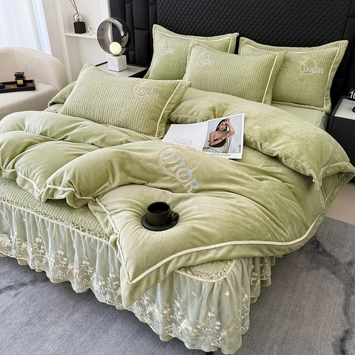 高货 2025秋冬新款亲肤舒适牛奶绒床盖款四件套