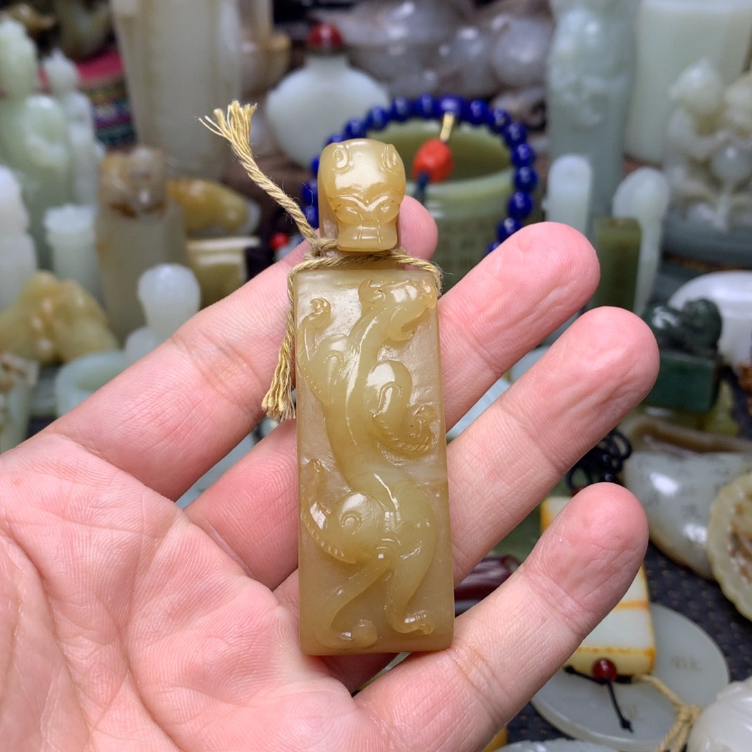 和田玉挂件未镶嵌