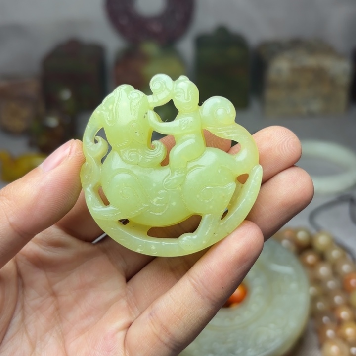 白玉菩提吊坠———-