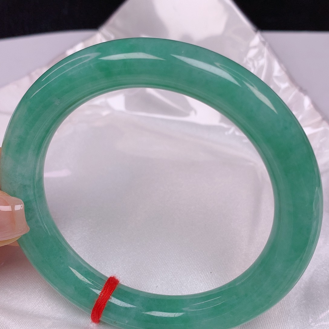 【闪购商品】翡翠未镶嵌手镯58圆条手镯