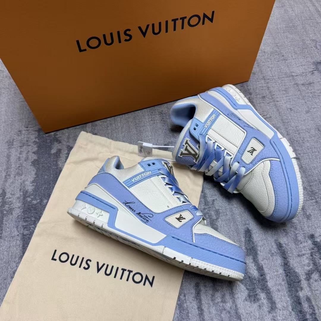 99新/LouisVuitton/路易威登/葡萄籽奢潮/23新款荔枝皮纹板鞋/36
