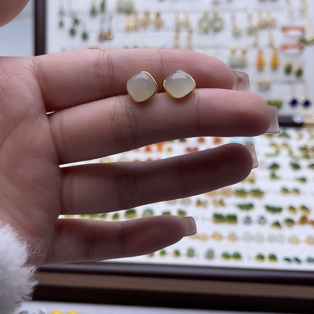 银S925镶嵌和田玉耳饰