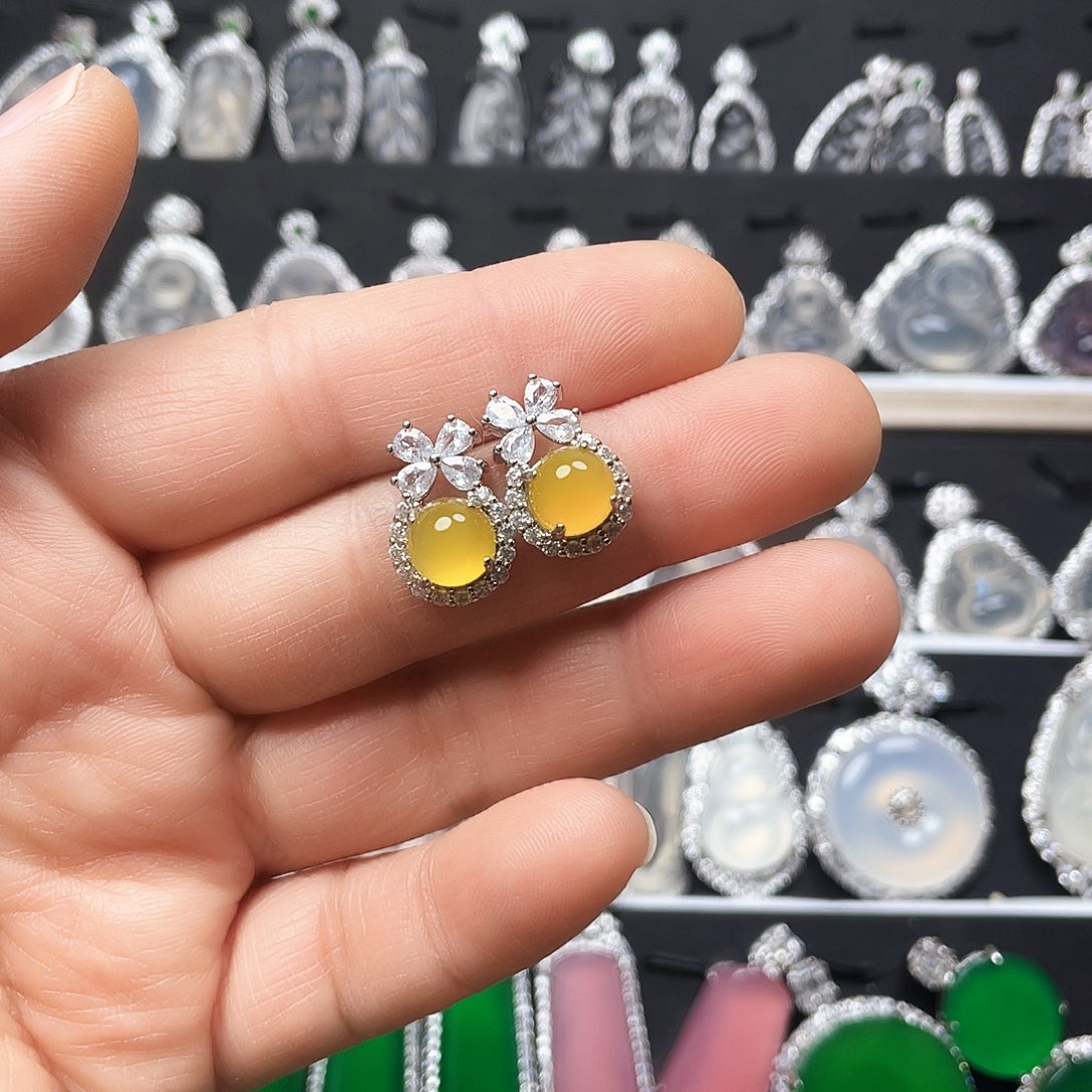 玛瑙/玉髓耳钉合金