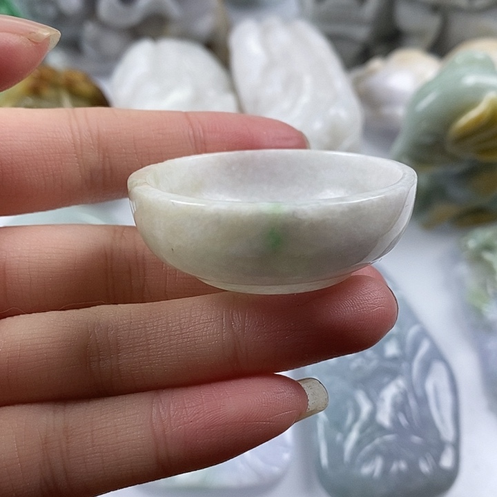 翡翠颈饰未镶嵌翡翠171