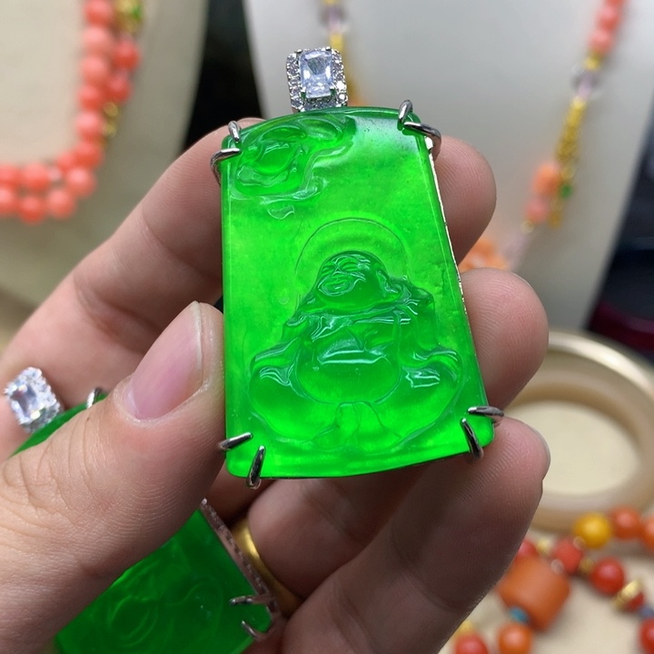 翡翠颈饰未镶嵌吊坠规格