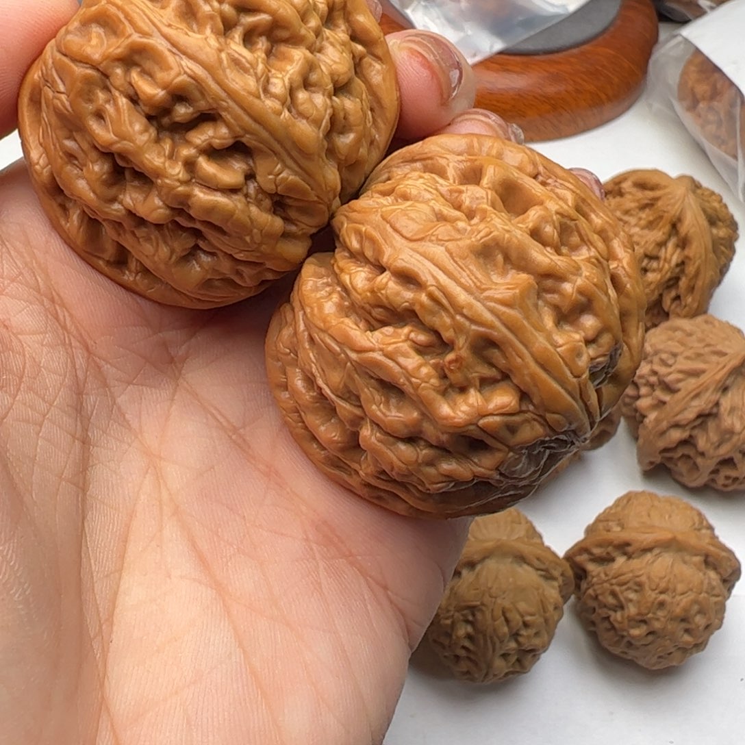 文玩核桃吊坠用****3红锦鲤