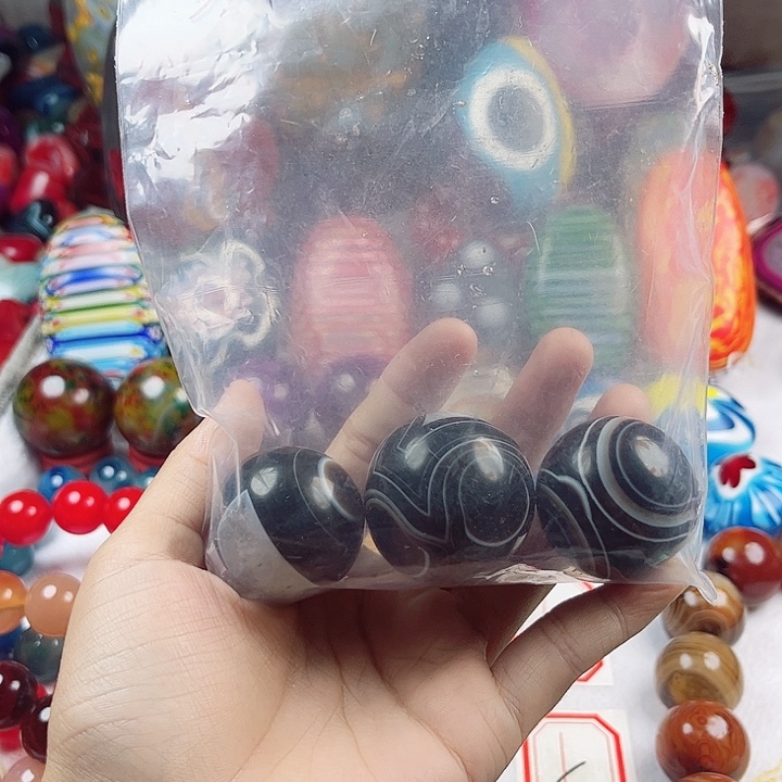 玛瑙/玉髓未镶嵌耳饰