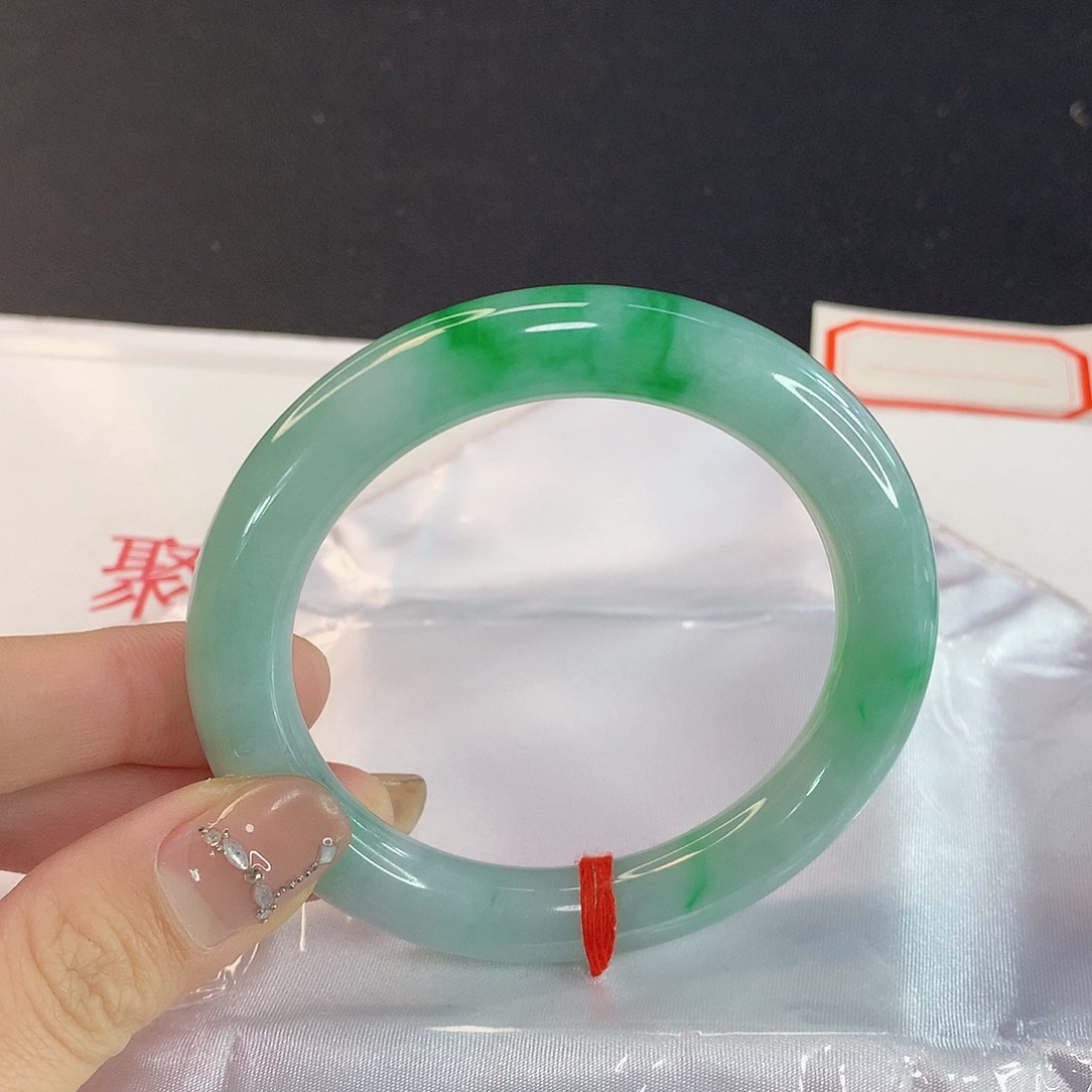 翡翠手镯未镶嵌天然翡翠A货214