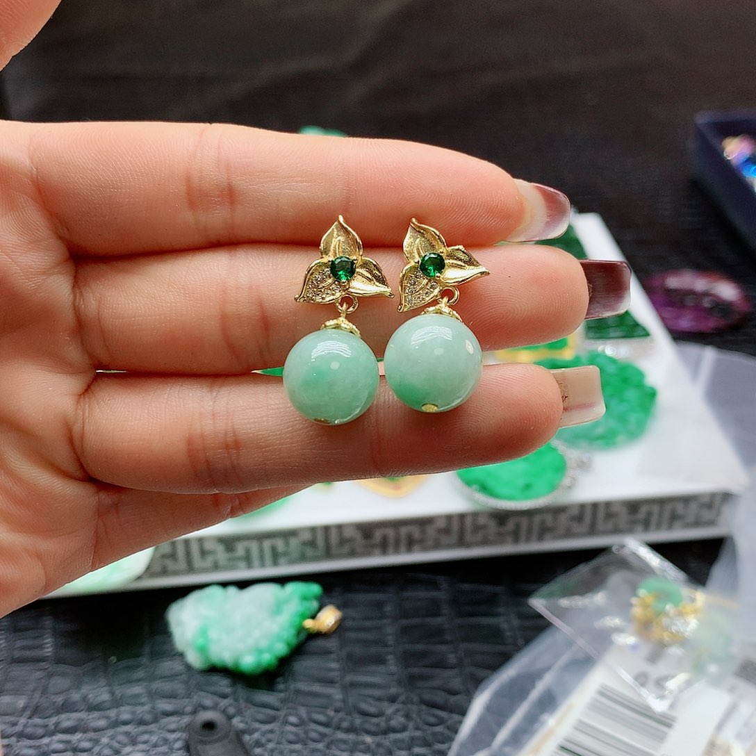 【闪购商品】翡翠耳饰未镶嵌，