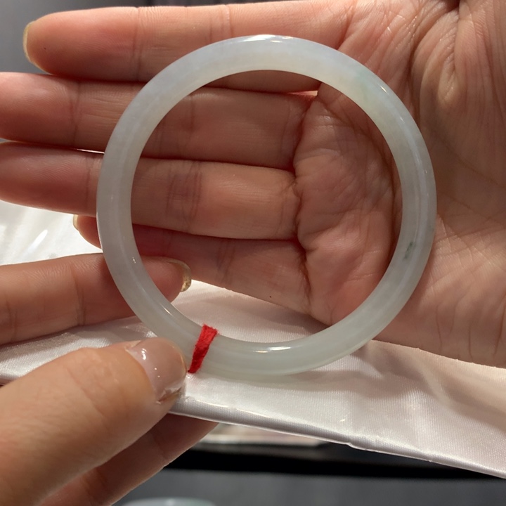 翡翠未镶嵌手镯买断