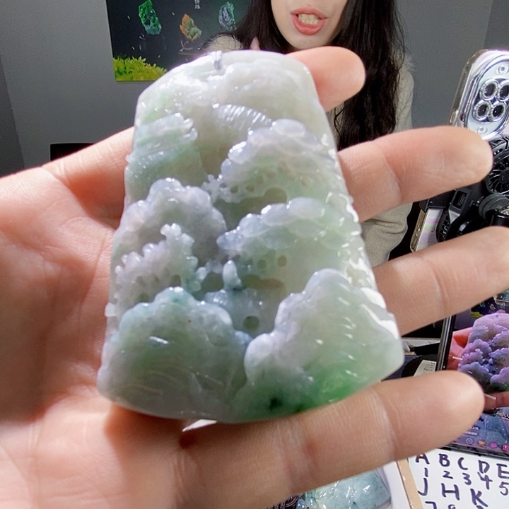 颈饰未镶嵌翡翠一