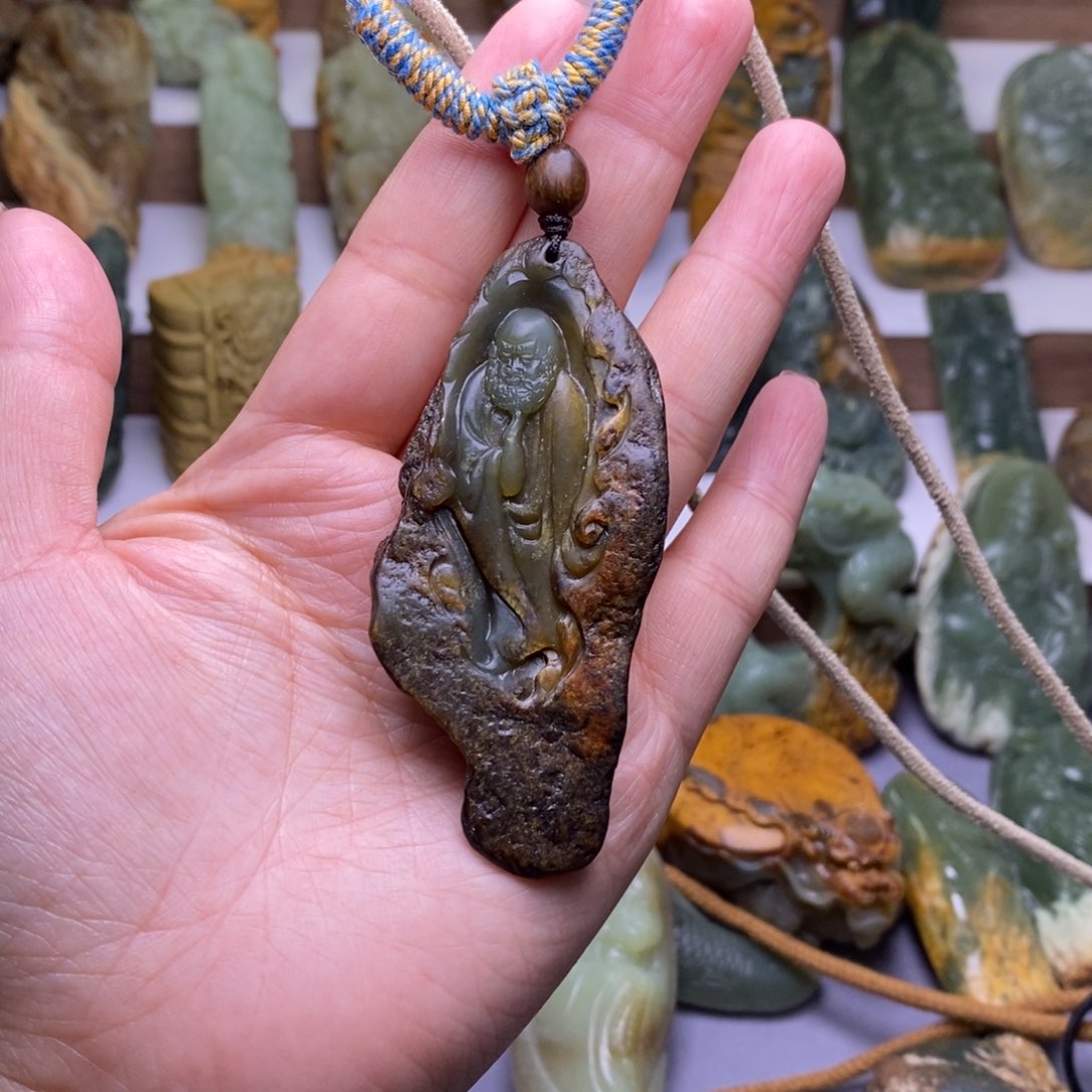 岫岩河磨玉（透闪石质玉）未镶嵌挂件