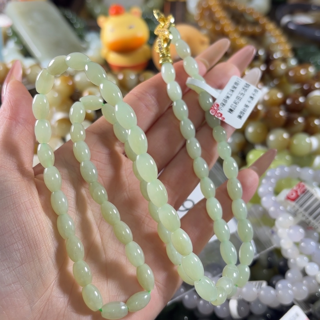 和田玉未镶嵌手链95