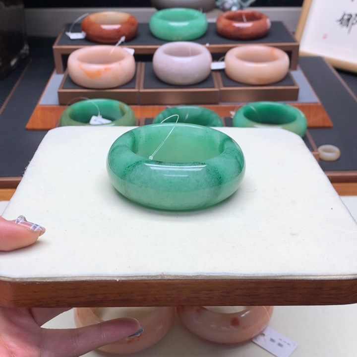 ꧁***꧂石英质玉（非洲翠）合金佘太翠