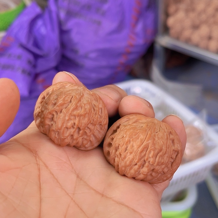 牛***?40、尺全品三无磨盘