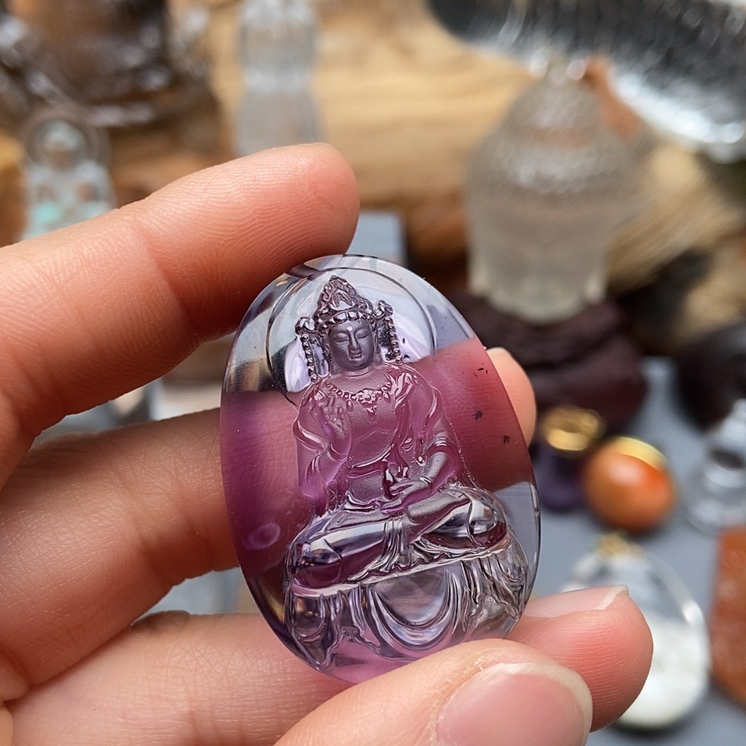 颈饰水晶未镶嵌吊坠