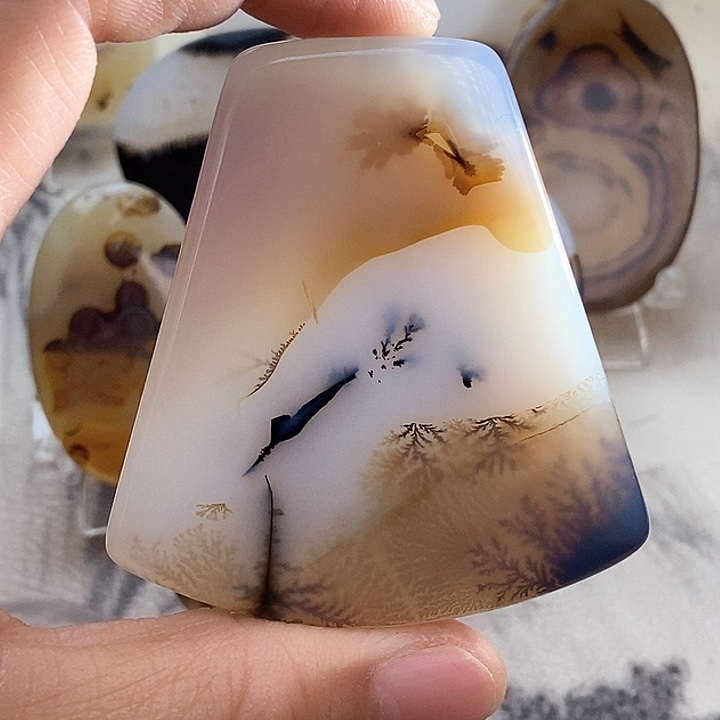 玛瑙/玉髓颈饰未镶嵌