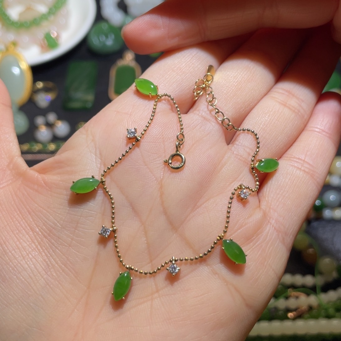 和田玉（碧玉）苹果绿手链银S925镶嵌