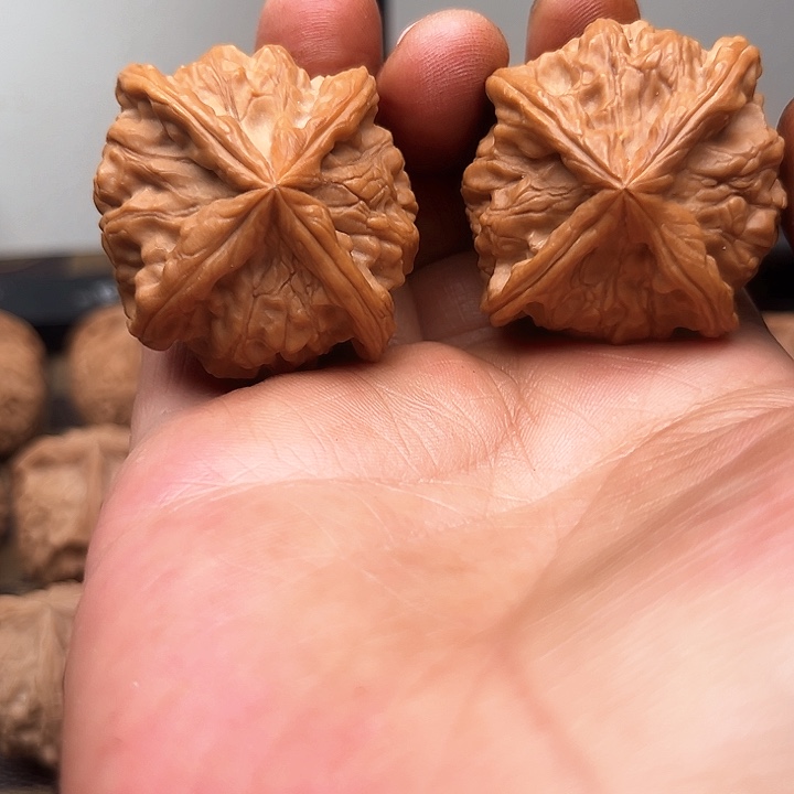 文玩核桃吊坠你们都是