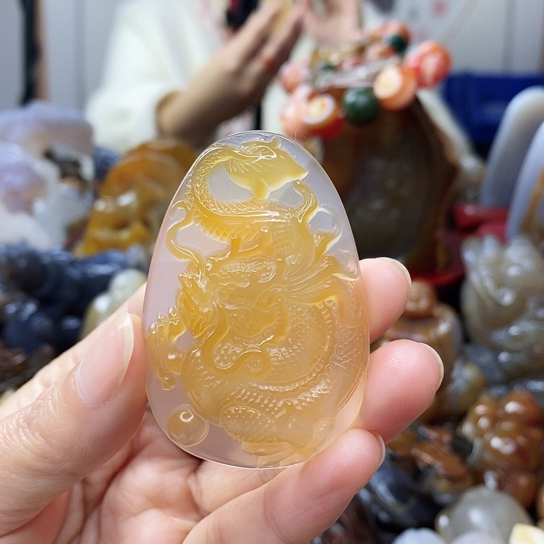 玛瑙/玉髓吊坠未镶嵌