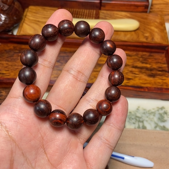 檀香紫檀（小叶紫檀）1.2手串