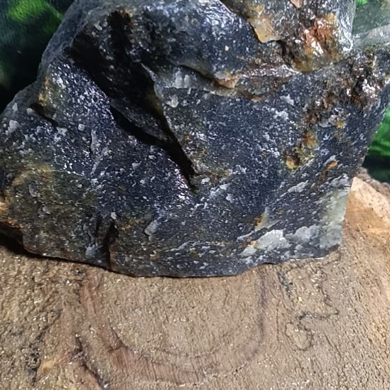 蛇纹石玉未镶嵌珠宝奇石